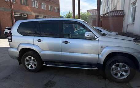 Toyota Land Cruiser Prado 120 рестайлинг, 2006 год, 1 500 000 рублей, 8 фотография