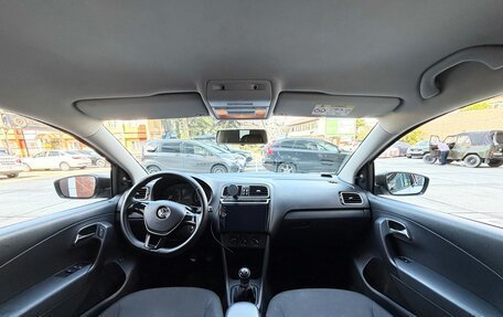 Volkswagen Polo VI (EU Market), 2017 год, 850 000 рублей, 13 фотография
