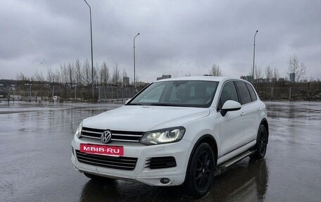 Volkswagen Touareg III, 2012 год, 1 939 999 рублей, 4 фотография