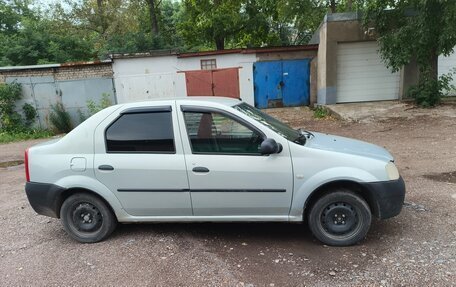 Renault Logan I, 2006 год, 200 000 рублей, 2 фотография