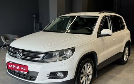 Volkswagen Tiguan I, 2016 год, 1 640 000 рублей, 2 фотография