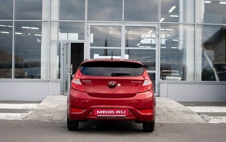 Hyundai Solaris II рестайлинг, 2011 год, 850 000 рублей, 4 фотография