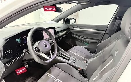 Volkswagen Golf VIII, 2024 год, 2 100 000 рублей, 8 фотография