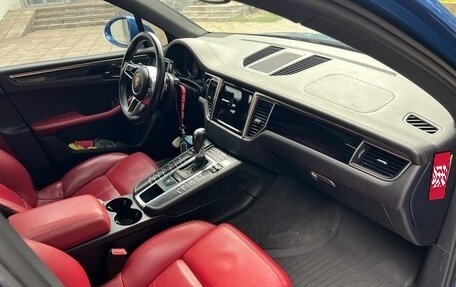 Porsche Macan I рестайлинг, 2015 год, 2 320 000 рублей, 8 фотография