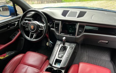 Porsche Macan I рестайлинг, 2015 год, 2 320 000 рублей, 10 фотография
