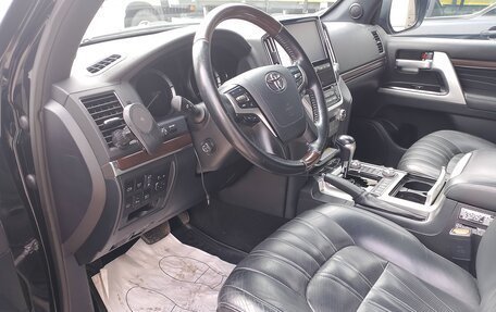 Toyota Land Cruiser 200, 2019 год, 7 880 000 рублей, 11 фотография