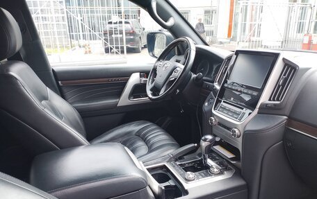 Toyota Land Cruiser 200, 2019 год, 7 880 000 рублей, 16 фотография