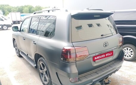 Toyota Land Cruiser 200, 2019 год, 7 880 000 рублей, 5 фотография