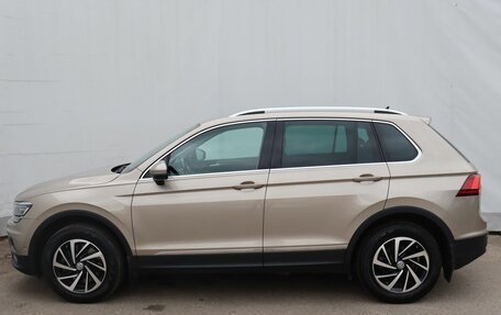 Volkswagen Tiguan II, 2018 год, 2 630 000 рублей, 8 фотография