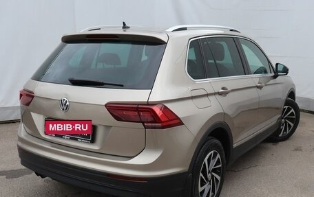 Volkswagen Tiguan II, 2018 год, 2 630 000 рублей, 4 фотография