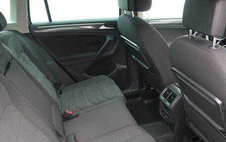 Volkswagen Tiguan II, 2018 год, 2 630 000 рублей, 22 фотография