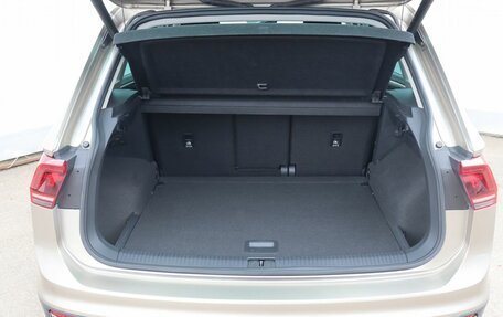 Volkswagen Tiguan II, 2018 год, 2 630 000 рублей, 24 фотография