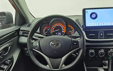 Toyota Yaris XP150 рестайлинг, 2022 год, 1 149 000 рублей, 17 фотография