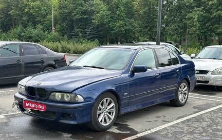 BMW 5 серия, 2001 год, 315 000 рублей, 1 фотография