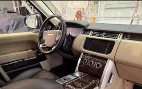 Land Rover Range Rover IV рестайлинг, 2014 год, 5 350 000 рублей, 2 фотография