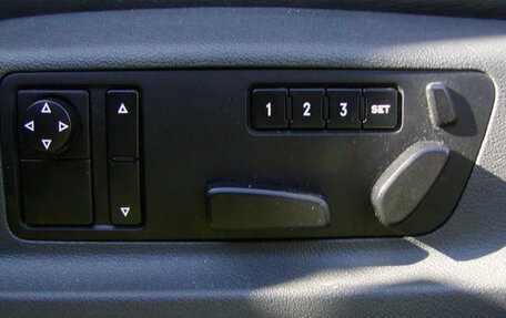 Volkswagen Touareg III, 2005 год, 990 000 рублей, 15 фотография