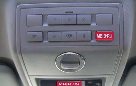 Volkswagen Touareg III, 2005 год, 990 000 рублей, 19 фотография