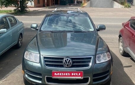 Volkswagen Touareg III, 2005 год, 990 000 рублей, 23 фотография