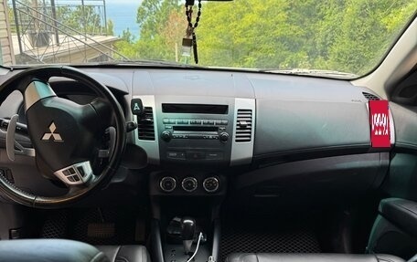 Mitsubishi Outlander III рестайлинг 3, 2012 год, 1 300 000 рублей, 7 фотография