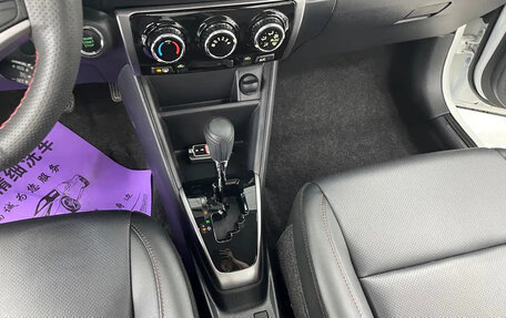 Toyota Yaris XP150 рестайлинг, 2022 год, 1 499 000 рублей, 13 фотография