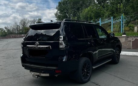 Toyota Land Cruiser Prado 150 рестайлинг 2, 2021 год, 6 100 000 рублей, 4 фотография