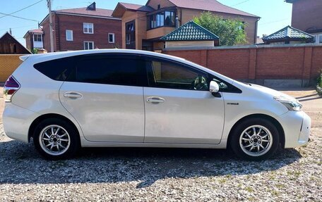 Toyota Prius Alpha I (ZVW40/41), 2016 год, 1 530 000 рублей, 9 фотография