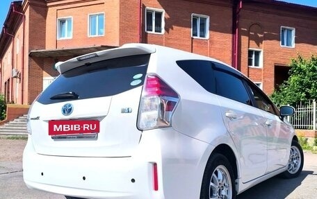Toyota Prius Alpha I (ZVW40/41), 2016 год, 1 530 000 рублей, 3 фотография