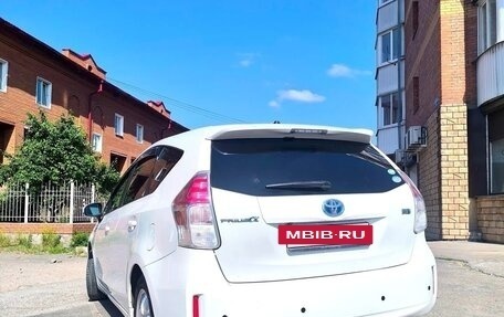 Toyota Prius Alpha I (ZVW40/41), 2016 год, 1 530 000 рублей, 4 фотография