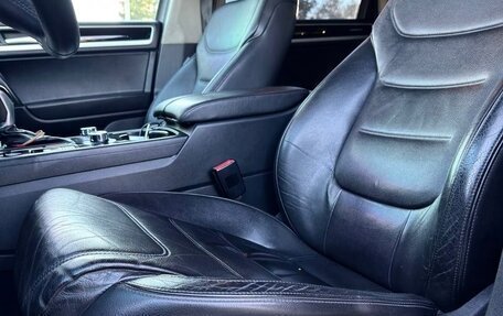Volkswagen Touareg III, 2010 год, 2 000 000 рублей, 10 фотография