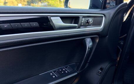 Volkswagen Touareg III, 2010 год, 2 000 000 рублей, 9 фотография