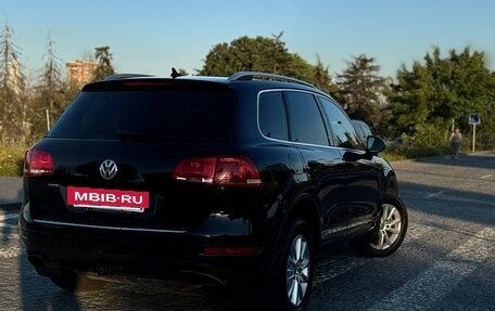 Volkswagen Touareg III, 2010 год, 2 000 000 рублей, 4 фотография