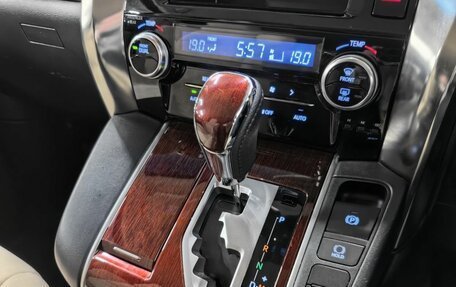 Toyota Alphard III, 2015 год, 3 350 000 рублей, 22 фотография