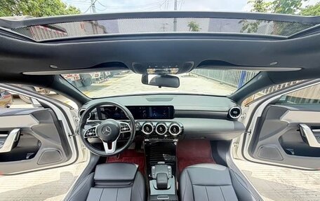 Mercedes-Benz A-Класс, 2022 год, 1 700 777 рублей, 6 фотография