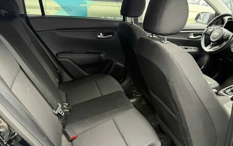 KIA Rio IV, 2021 год, 1 830 000 рублей, 14 фотография