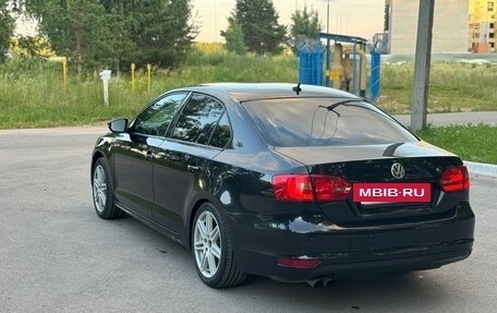 Volkswagen Jetta VI, 2011 год, 645 000 рублей, 9 фотография