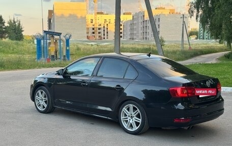 Volkswagen Jetta VI, 2011 год, 645 000 рублей, 10 фотография