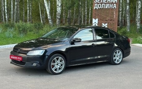 Volkswagen Jetta VI, 2011 год, 645 000 рублей, 12 фотография