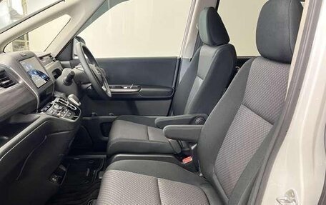 Honda Freed II, 2024 год, 1 900 000 рублей, 9 фотография