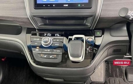 Honda Freed II, 2024 год, 1 900 000 рублей, 17 фотография