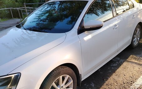 Volkswagen Jetta VI, 2012 год, 815 000 рублей, 2 фотография
