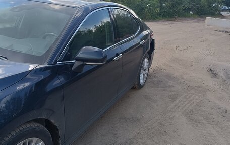 Toyota Camry, 2019 год, 2 500 000 рублей, 11 фотография
