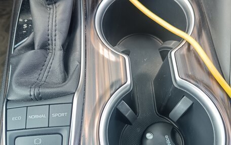 Toyota Camry, 2019 год, 2 500 000 рублей, 19 фотография