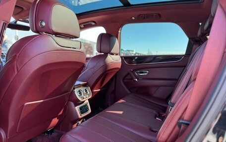 Bentley Bentayga I, 2018 год, 14 500 000 рублей, 17 фотография