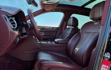 Bentley Bentayga I, 2018 год, 14 500 000 рублей, 8 фотография