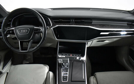 Audi A7, 2018 год, 3 955 000 рублей, 13 фотография