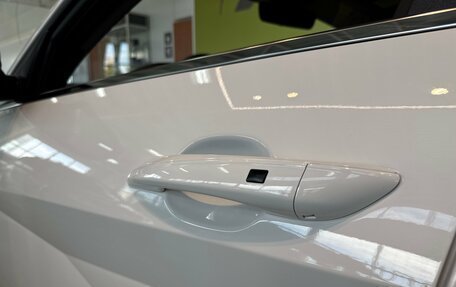 Hyundai Elantra, 2023 год, 2 070 000 рублей, 14 фотография