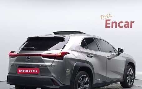 Lexus UX I, 2022 год, 2 250 000 рублей, 2 фотография