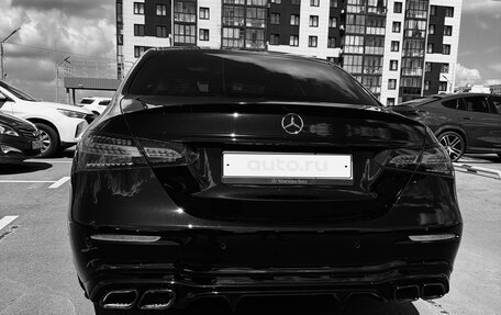 Mercedes-Benz E-Класс, 2021 год, 5 500 000 рублей, 14 фотография