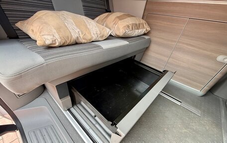 Volkswagen California T5, 2014 год, 4 200 000 рублей, 15 фотография