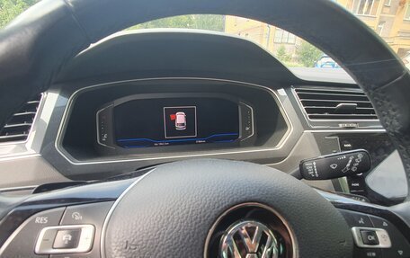 Volkswagen Tiguan II, 2019 год, 3 200 000 рублей, 8 фотография